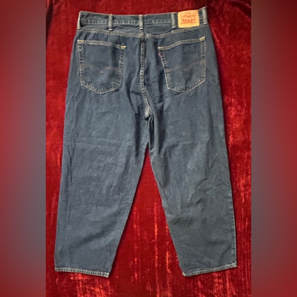 Levi’s - Picture 2 of 3
